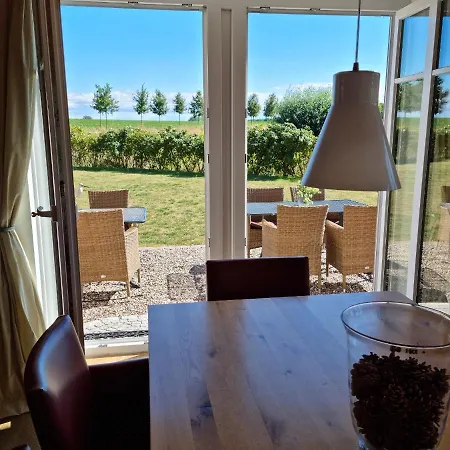 Prázdninový dům Ostsee-wellnesslandhaus Mit Sauna, Jacuzzi, Innenwhirlpool